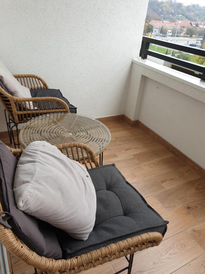 Apartamento Tito Lux Belgrado Exterior foto