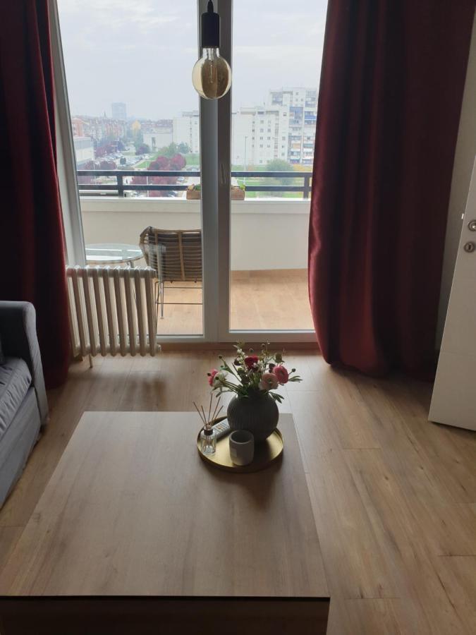 Apartamento Tito Lux Belgrado Exterior foto