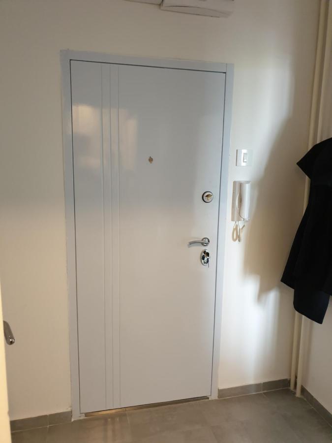 Apartamento Tito Lux Belgrado Exterior foto